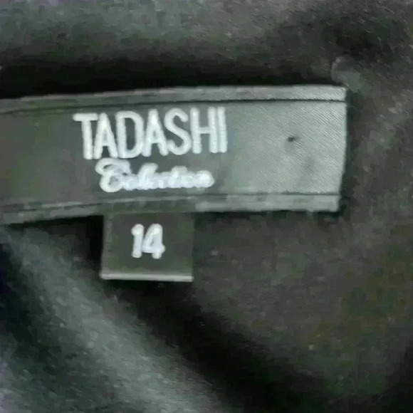 Black satin Tadashi collection cap sleeve midi dress with front slit - Picture 7 of 8